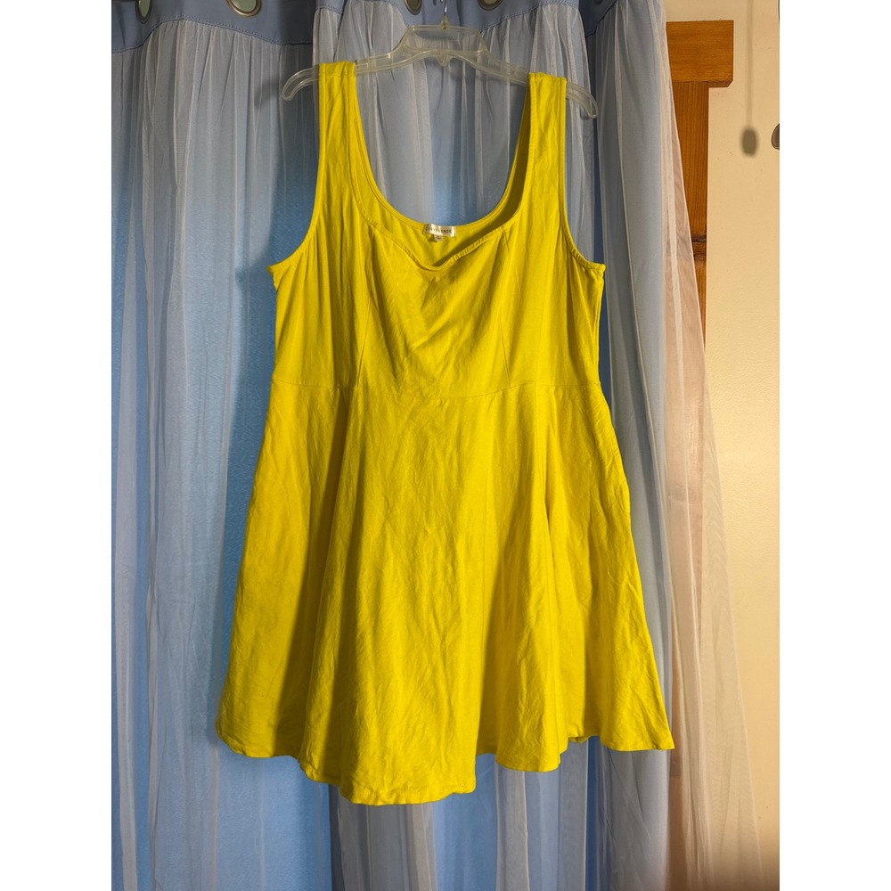 Curvy Sense Dress Women 3X Skater Yellow Sleeveless Pockets EUC